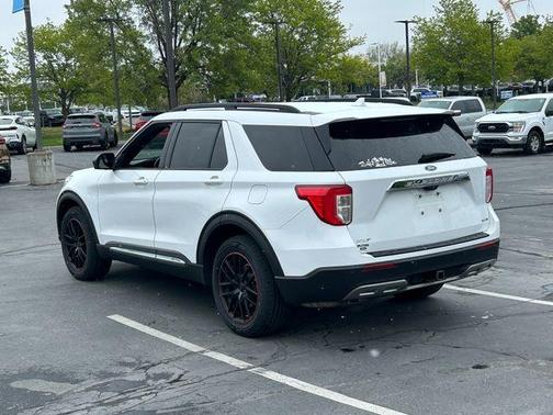 Oxford White 2020 Ford Explorer XLT