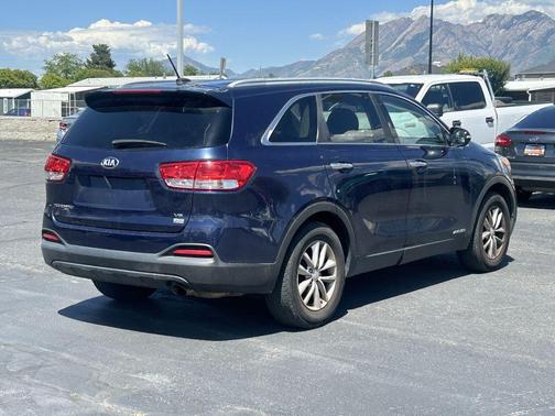 Blaze Blue 2018 Kia Sorento LX