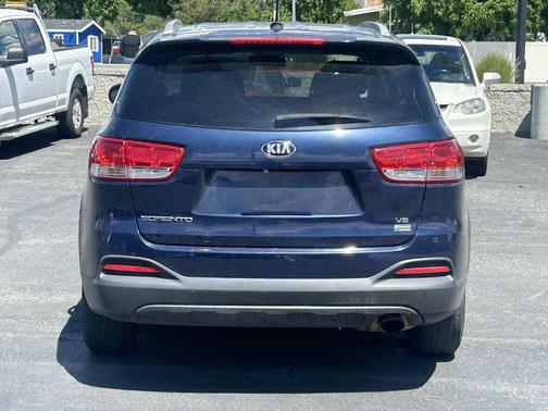 Blaze Blue 2018 Kia Sorento LX