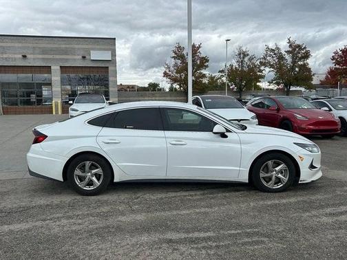 2020 Hyundai SONATA SE