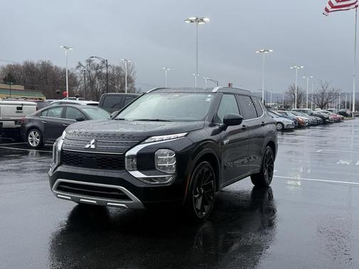 2023 Mitsubishi Outlander PHEV SEL