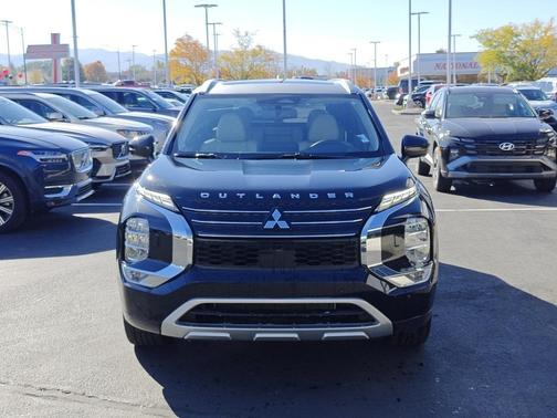 2025 Mitsubishi Outlander PHEV 