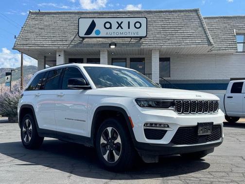 Bright White Clearcoat 2024 Jeep Grand Cherokee 4xe Base