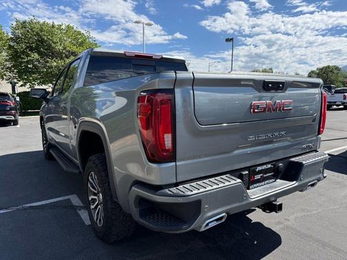 Sterling 2023 GMC Sierra 1500 AT4