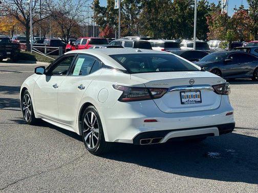 2023 Nissan Maxima SV