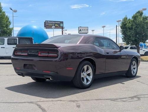 2020 Dodge Challenger SXT