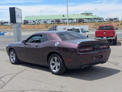 2020 Dodge Challenger SXT