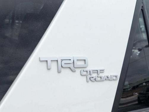 2024 Toyota 4Runner TRD Off Road