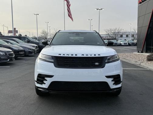 2025 Land Rover Range Rover Velar P250 Dynamic SE