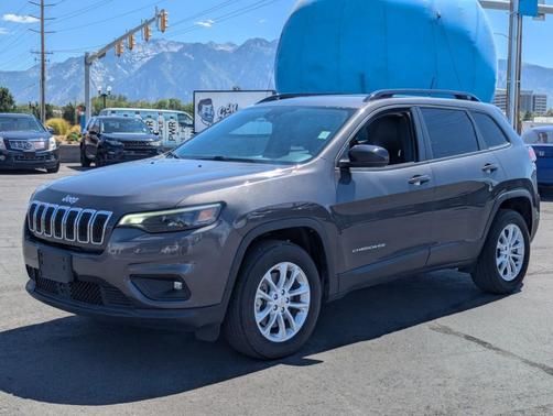 2022 Jeep Cherokee Latitude Lux