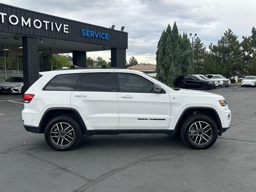 2020 Jeep Grand Cherokee Trailhawk