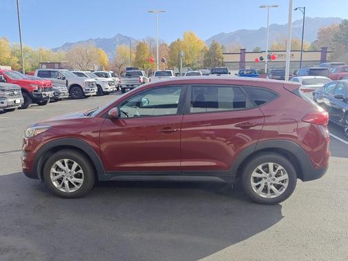 2019 Hyundai TUCSON SE