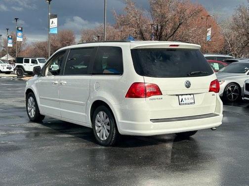 2012 Volkswagen Routan SEL