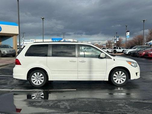 2012 Volkswagen Routan SEL