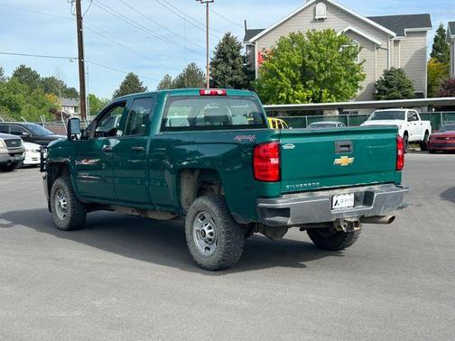 01U 2017 Chevrolet Silverado 2500 WT