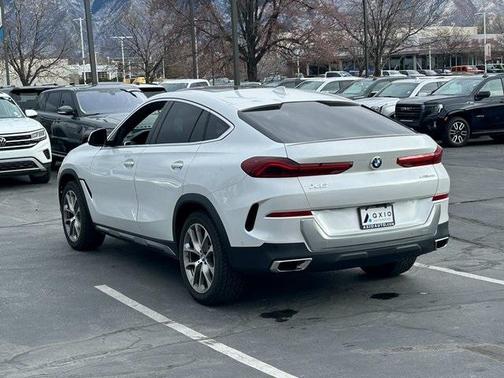 2021 BMW X6 xDrive40i
