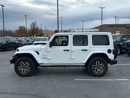 2024 Jeep Wrangler Sahara