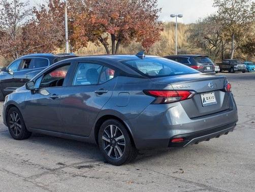 2021 Nissan Versa 1.6 SV