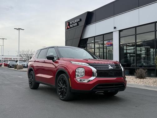 2023 Mitsubishi Outlander SEL