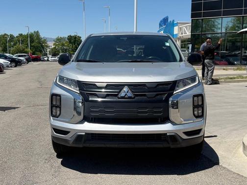 Alloy Silver Metallic 2021 Mitsubishi Outlander Sport 2.0 LE