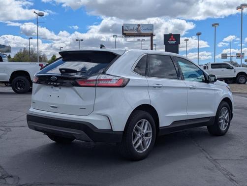 Oxford White 2024 Ford Edge SEL