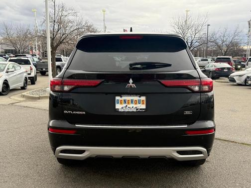 2022 Mitsubishi Outlander SEL