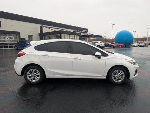 2019 Chevrolet Cruze LS