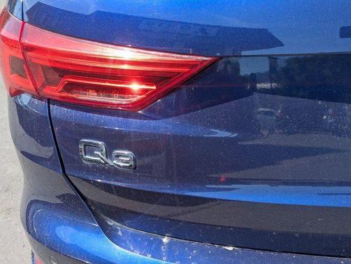 2022 Audi Q3 45 S line Premium