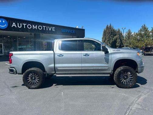 Sterling Gray Metallic 2024 Chevrolet Silverado 1500 High Country