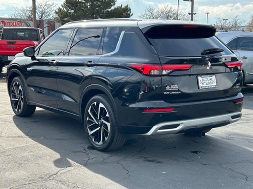 2024 Mitsubishi Outlander PHEV SEL