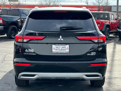 2024 Mitsubishi Outlander PHEV SEL
