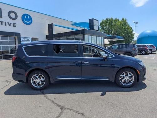 2018 Chrysler Pacifica Limited