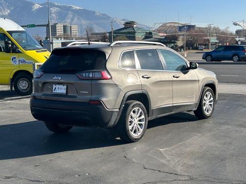 2019 Jeep Cherokee Latitude