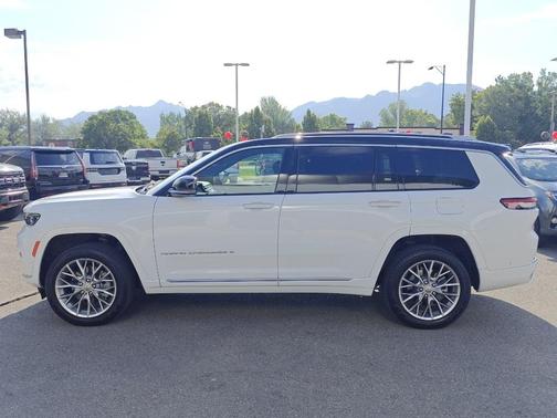 2023 Jeep Grand Cherokee L Summit