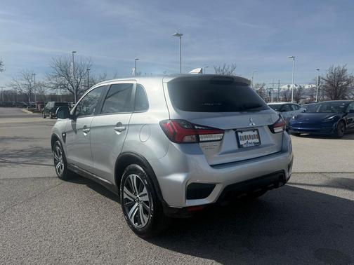 2024 Mitsubishi Outlander Sport 2.0 ES