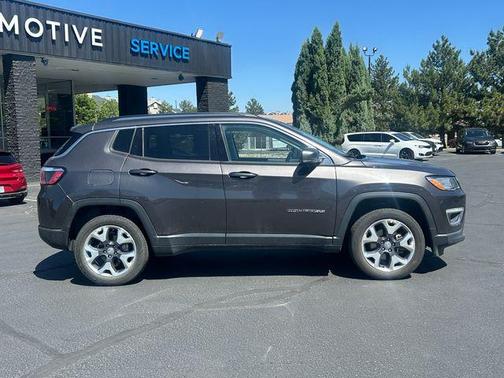 Granite Crystal Clearcoat Metallic 2020 Jeep Compass Limited