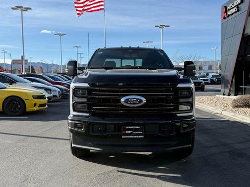 2025 Ford F-350 Platinum