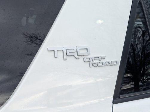 2024 Toyota 4Runner TRD Off Road