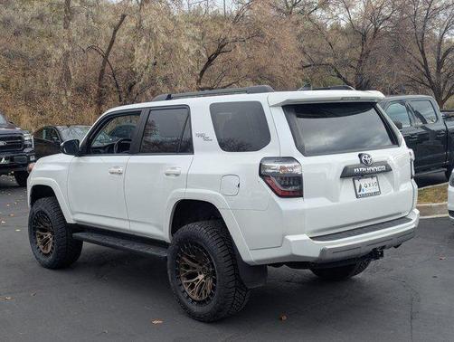 2024 Toyota 4Runner TRD Off Road
