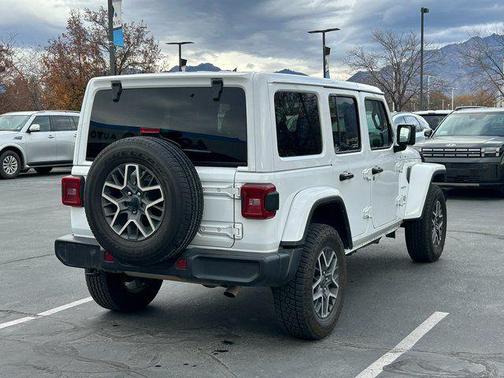 2024 Jeep Wrangler Sahara