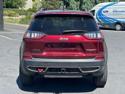2019 Jeep Cherokee Trailhawk
