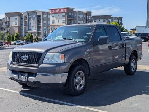 2005 Ford F-150 XLT SuperCrew