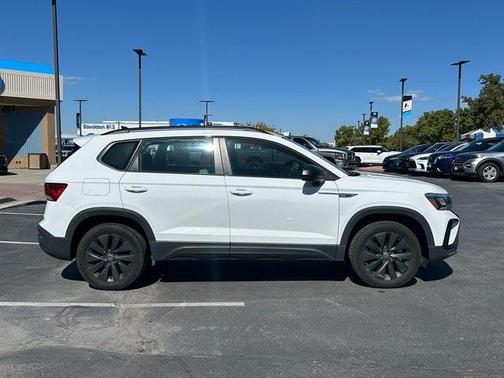 2022 Volkswagen Taos 1.5T S