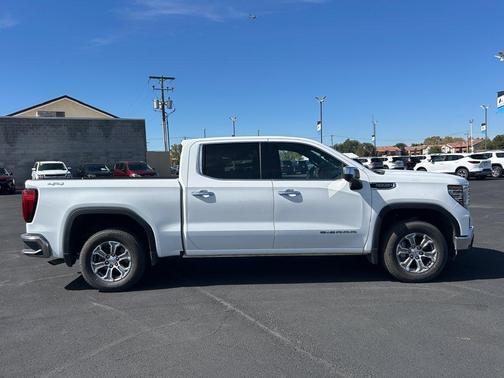Summit White 2025 GMC Sierra 1500 SLT