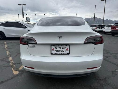 White 2023 Tesla Model 3 Base
