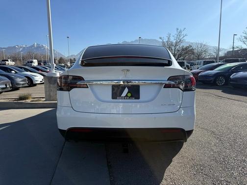 2020 Tesla Model X Long Range