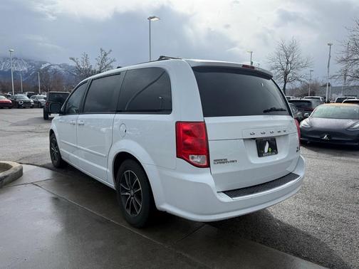 2016 Dodge Grand Caravan R/T