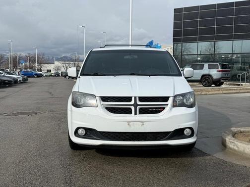 2016 Dodge Grand Caravan R/T