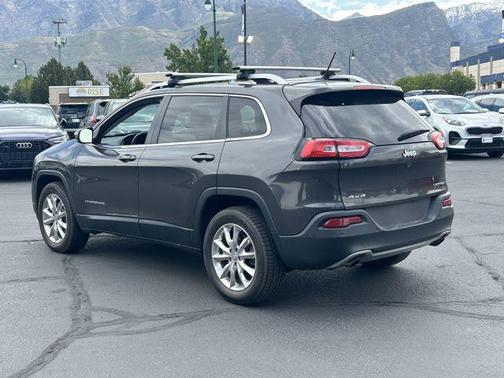 Granite Crystal Clearcoat Metallic 2014 Jeep Cherokee Limited