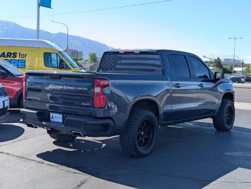 Shadow Gray Metallic 2021 Chevrolet Silverado 1500 RST